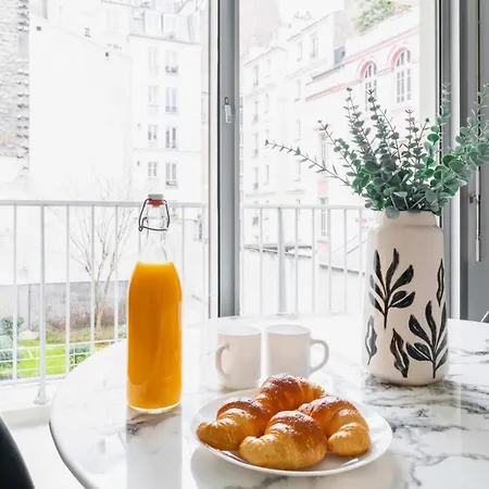 Studio Chaleureux Avec Terrasse - 18 - 2p Appartement *